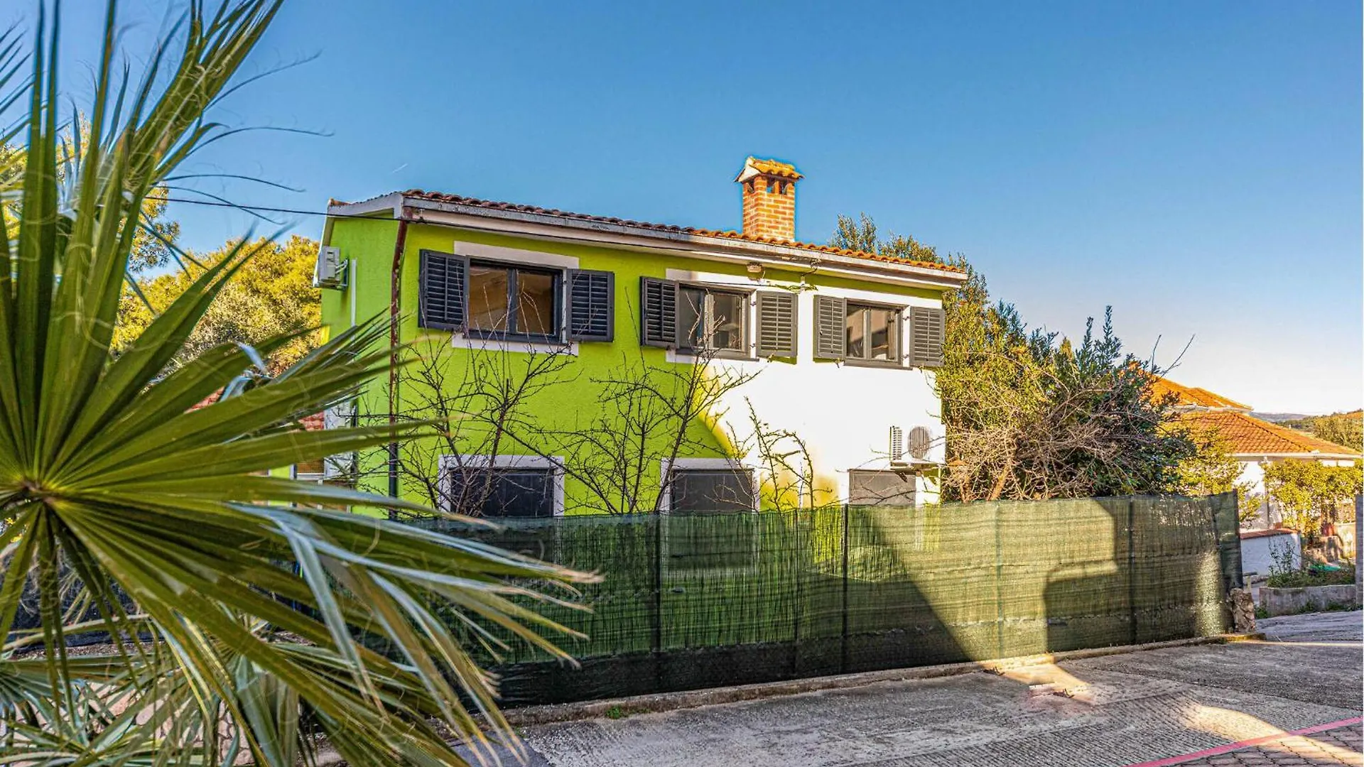 Gorgeous Apartment In Okrug Gornji With Wi-Fi Trogir 0*,  Croácia